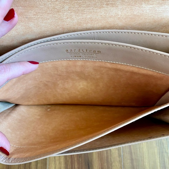 VTG Italian Nordstrom crossbody - Picture 10 of 16